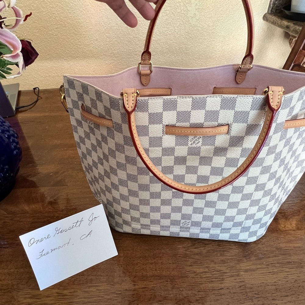 Authentic Louis Vuitton Girolata Damier Azur 2018 - Picture 4 of 12